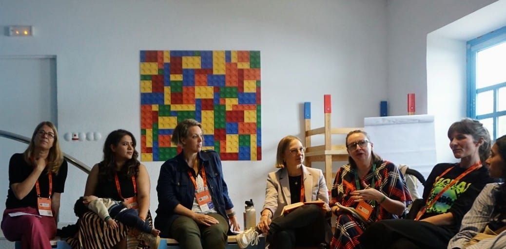 Encryption and Feminism: We’re Briging The Conversation Online